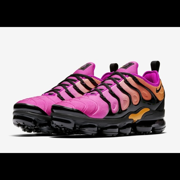 nike vapormax plus sherbet